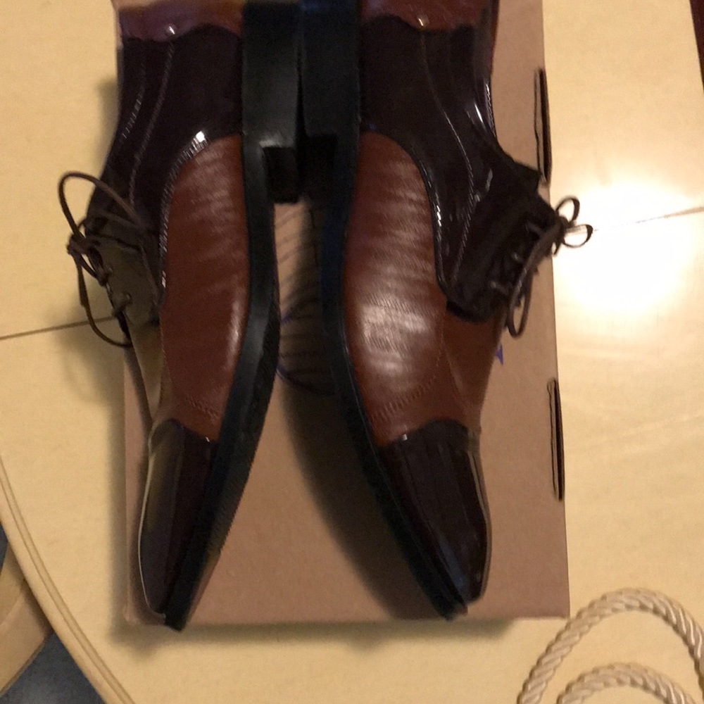 NWOT Men’s 👞 Siz see Chart - Picture 6 of 9